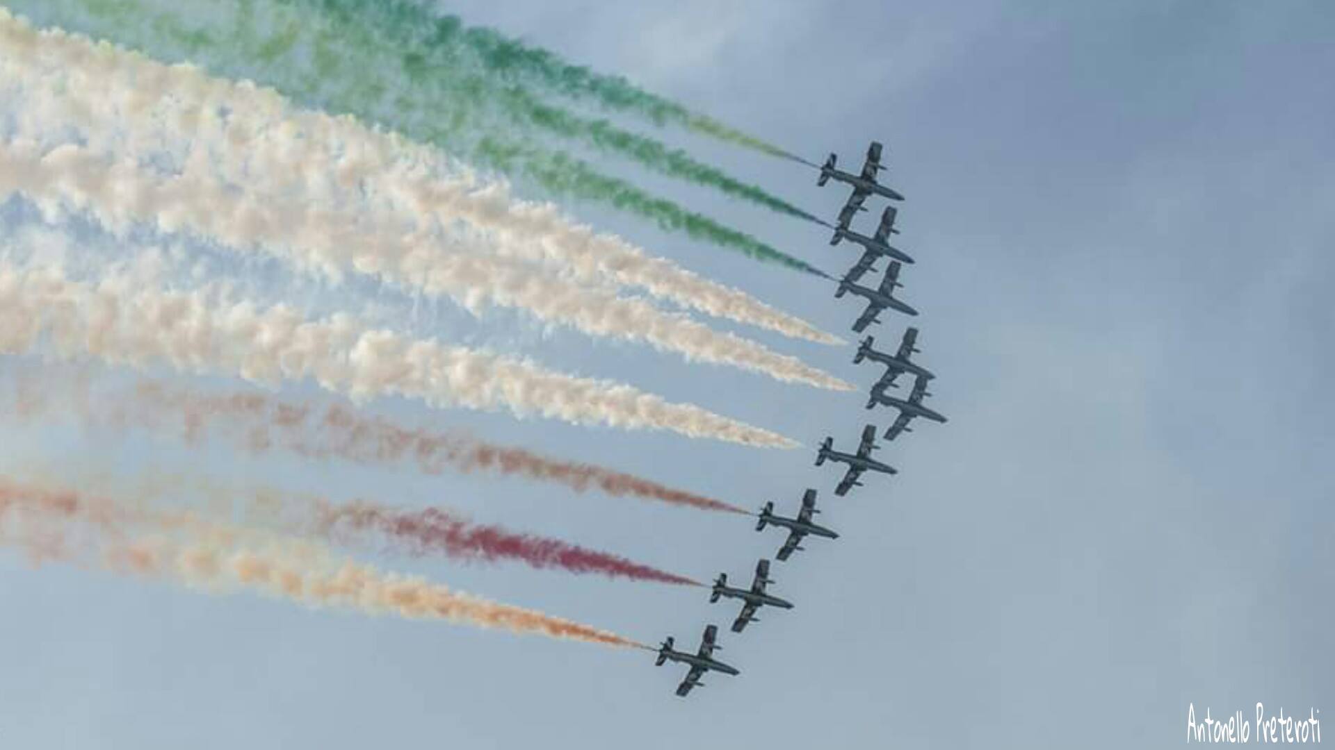 In migliaia a Collegno per Lo spettacolo delle Frecce Tricolori