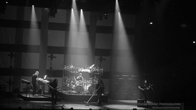 dreamtheater8.jpg