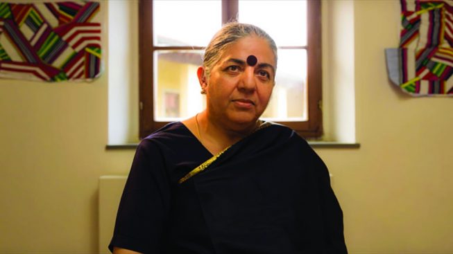 veg-festival_foodrelovution_film-di-thomas-torelli_nella-foto-vandana-shiva.jpg