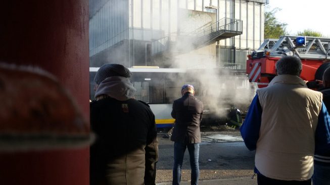 incendio-bus-torino-2.jpg