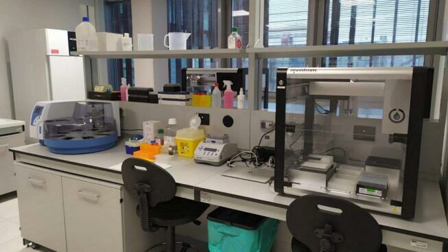 covid-coronavirus-laboratorio-novara_interno