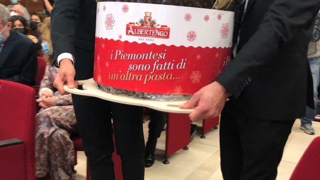 Panettone da 20 kg battuto all’Asta Tartufo