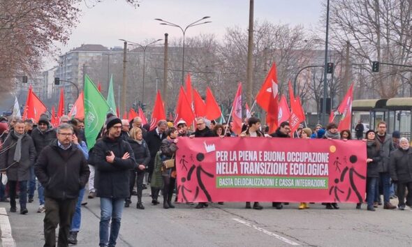 https://www.quotidianopiemontese.it/wp-content/uploads/2024/02/corteo-mirafiori-590x354.jpg