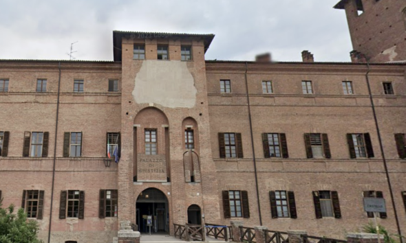 https://www.quotidianopiemontese.it/wp-content/uploads/2024/09/Tribunale-di-Vercelli--590x354.png