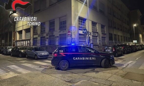 https://www.quotidianopiemontese.it/wp-content/uploads/2024/10/carabinieri-torino-590x354.jpg