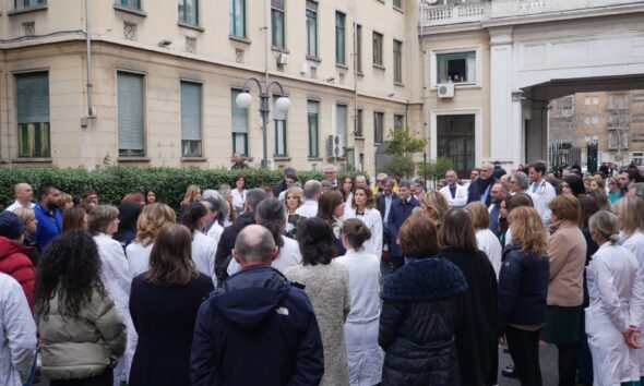 https://www.quotidianopiemontese.it/wp-content/uploads/2025/03/Flash-mob-citta-della-salute-torino-590x354.jpg